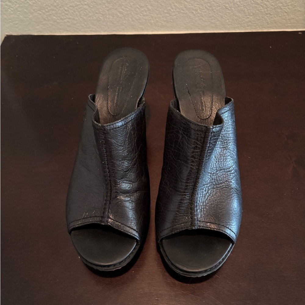 Timberland Black Mules with Open Toe 4” Soft Leather 8 1/2